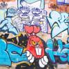 Foto que muestra grafitis