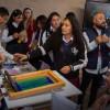Estudiantes en colegio de Bogotá 