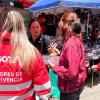 Gestores conversando con vendedores de San Victorino