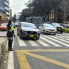 Imagen de una via de Bogotá en la que circulan diferentes tipos de vehículos