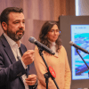 Imagen del alcalde Galán hablando sobre el RegioTram