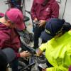 Autoridades durante operativo contra red ilegal de patinetas eléctricas en Los Mártires.