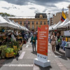 Foto del Gran Mercado Campesino de Bogotá en la Plaza de Bolívar, en el centro de la capital.