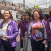 Foto mujeres con chaqueta púrpura de la Secretaría de la Mujer de Bogotá.