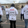 Foto de gestores de diálogo realizando acompañamiento de marchas por las calles de Bogotá.