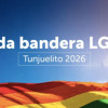 Foto de la izada de bandera LGBTI en Tunjuelito, sur de Bogotá.