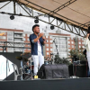 Foto de un grupo de músicos en una tarima