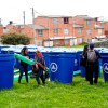 Foto de la entrega de contenedores de agua en zonas rurales de Bogotá.