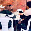 Foto de personas con discapacidad en Feria de Empleo en Usme, al sur de Bogotá.