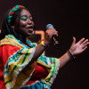 Mujer cantante