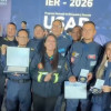 Equipo de USAR COL-1 recibiendo el reconocimiento de INSARAG-Naciones Unidas.
