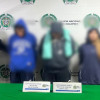 Foto de tres personas capturadas