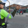 Foto de una agente de tránsito 