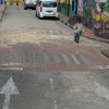 Foto de una vía en mal estado de la localidad de La Candelaria