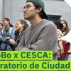 Estudiantes reunidos con texto RenoBo y CESCA: Laboratorio de Ciudad