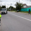 Foto de un gestor de movilidad realizando acciones de control de tráfico en Bogotá.