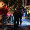 Imagen de funcionarios y policías durante el operativo