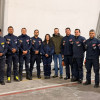 Alcalde Galán con rescatistas de Bomberos Bogotá, en el momento en que llegaron de Venezuela.