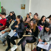 Foto de ciudadanos de la localidad de Suba en un auditorio 