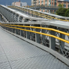 Imagen de un puente peatonal en Bogotá