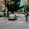 Fotos que muestran vehículos andando por las calles 