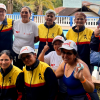 Foto de un grupo de adultos mayores haciendo actividades 