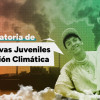Imagen de dos jóvenes sonriendo con un texto que dice Convocatoria de Iniciativas Juveniles de Acción Climática