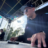 Foto de un dj en el festival de 'Hip Hop en la Cuarta' en Bogotá.