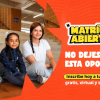Foto que muestra tres estudiantes sonriendo y el texto: matrículas abiertas 2027