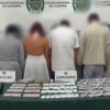 Captura de pantalla de video de cuatro personas detenidas en Bogotá