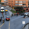 Vista general de del descenso de la Vía La Calera - Bogotá con alto flujo vehicular