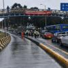 Foto que muestra vehículos andando por las calles