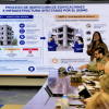 Funcionarios participan en una mesa técnica mientras se presenta una metodología para la inspección de edificaciones e infraestructura afectadas por sismo en Colombia del 10 de agosto.