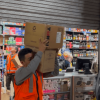 Entidades durante operativo contra el contrabando en Los Mártires.