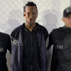 Funcionarios del CTI con el capturado.