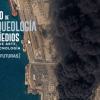 Imagen aérea donde se ve el mar y una había con la información del evento.