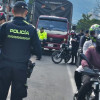 Foto de un puesto de control de tránsito y movilidad en Bogotá.