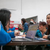 Foto de una feria de Conexión Social en Bogotá.