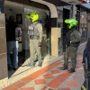 Foto de los operativos en la localidad de Tunluelito, al sur de Bogotá.
