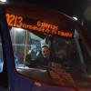 Foto de un bus TransMizonal de TransMilenio en una vía en Bogotá.