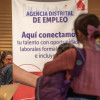 Asistente a feria de empleo impulsada por la Secretaría Distrital de Desarrollo Económico