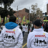 Foto de gestores de diálogo acompañando las manifestaciones.