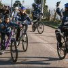 Foto de estudiantes de Al Colegio en Bici 