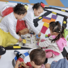 Foto que muestra niñas y niños jugando 