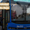 Foto de un bus TransMiZonal en una vía de Bogotá