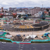 Foto de la obra de La Nueva Calle 13 en Bogotá.