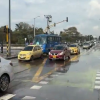 Foto de una vía de Bogotá donde hay distintos carros