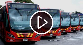 Aprende a usar la TransMiAPP Buses de TransMilenio.