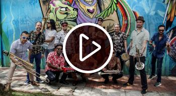 Video: Llega la Pantera Mambo de la 33 a activar la salsa en Bogotá