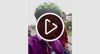 Alcaldesa, Claudia López, dice no al mototaxismo y sí al bicitaxismo Alcaldesa, Claudia López, dice no al mototaxismo y sí al bicitaxismo